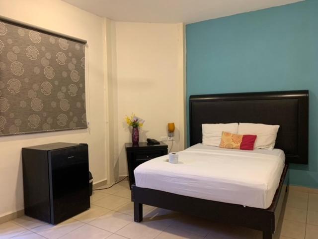 Hotel Real San Juan Suites Merida Exterior photo